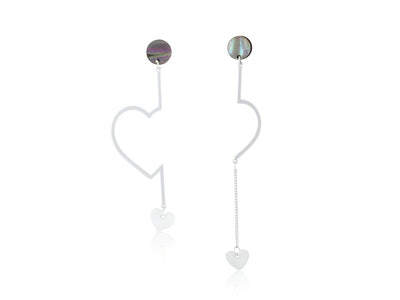 Asymmetric Shell Heart Earrings in Silver - Vz Collection