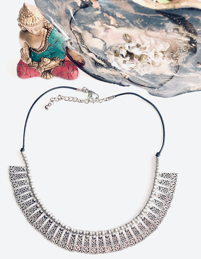 Contemporary Bohemian Short Necklace - Vz Collection