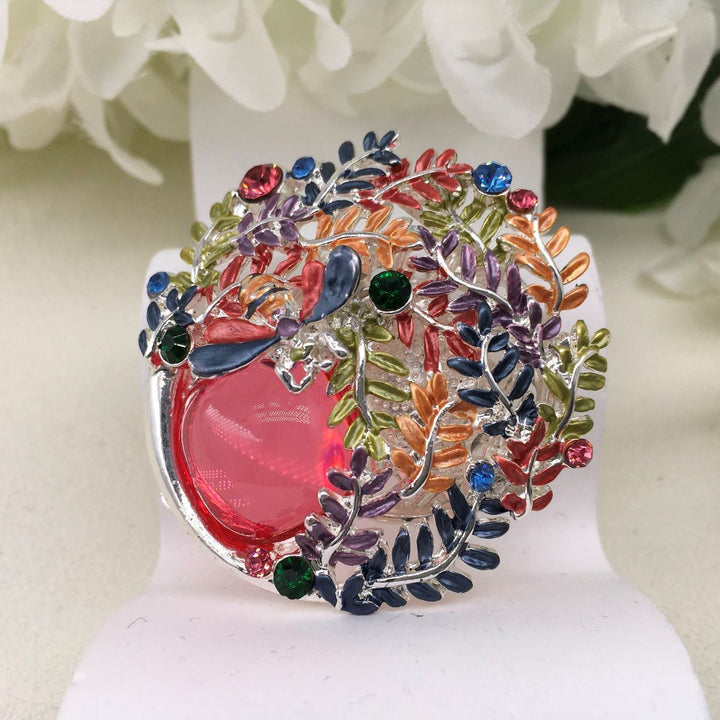 Bumblebee in Vine Magnetic Brooch
