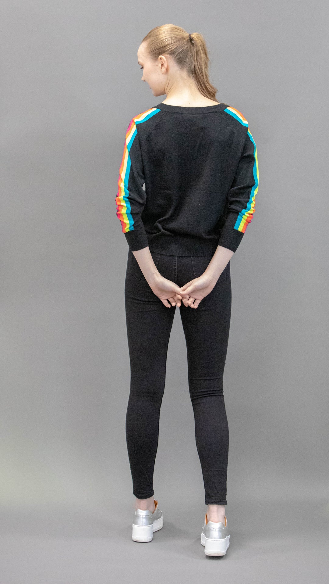 V-Neck rainbow stripes on sleeves