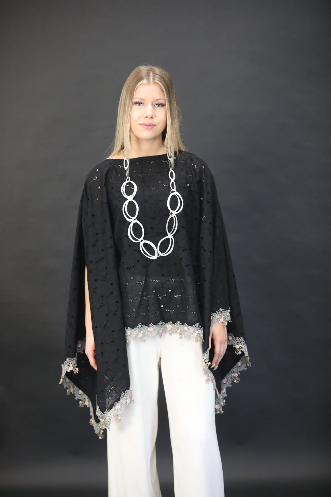 Long Metallic  Oval Link Necklace - Vz Collection