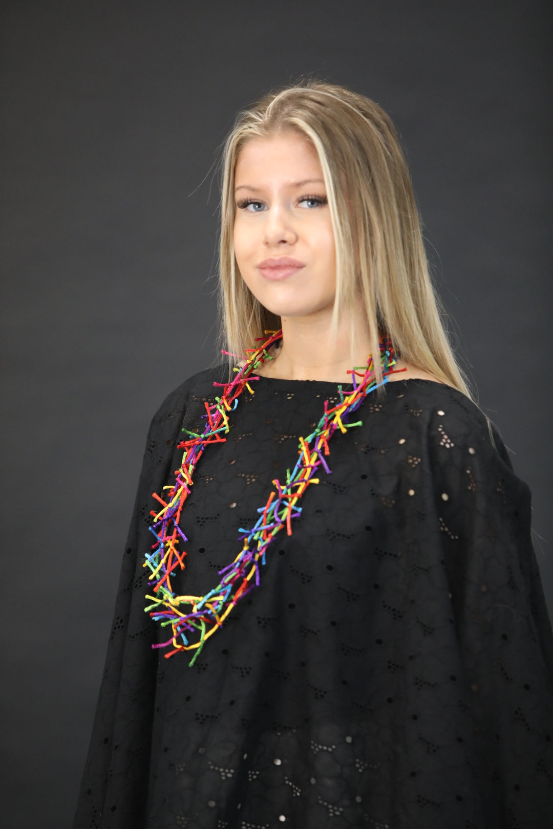 Short Necklace With Multicoloured Silk Knotted Cords - Vz Collection