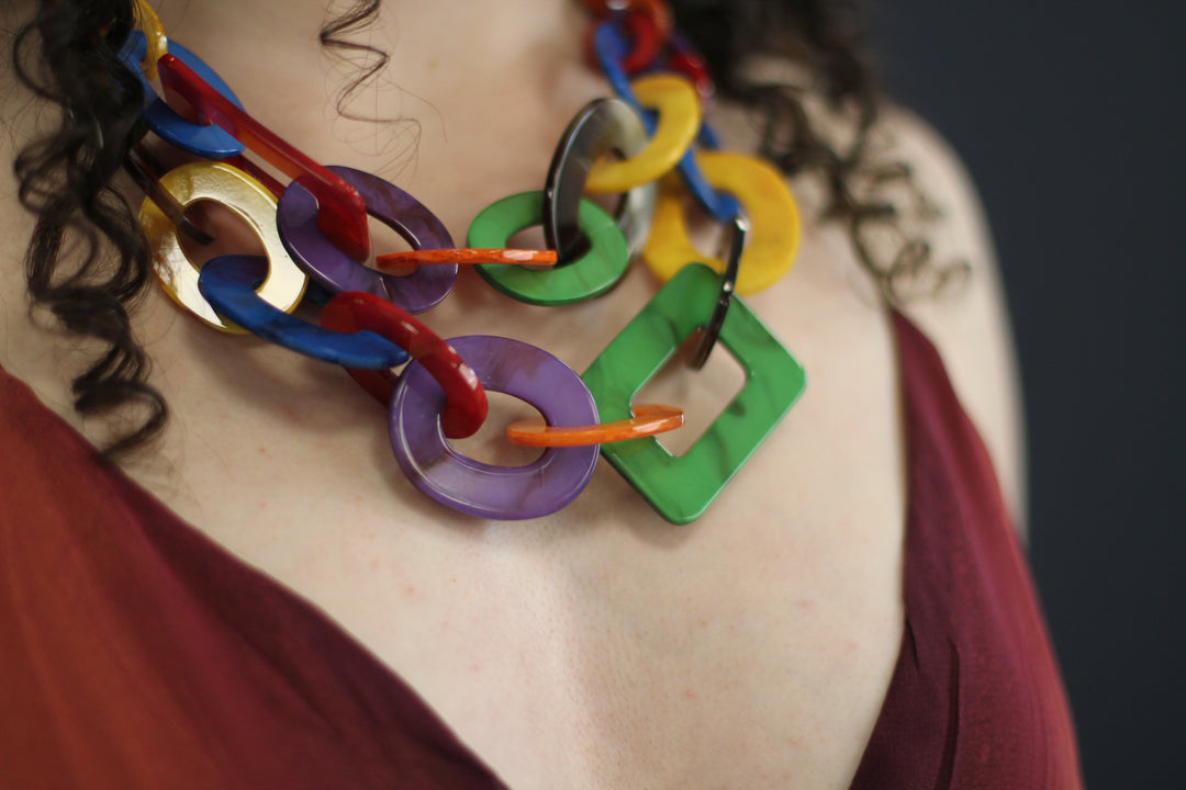 Double Link Resin Choker