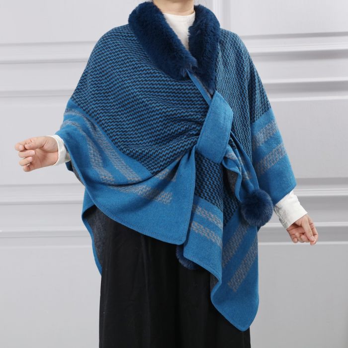 Luxurious Zigzag Poncho with Faux Fur