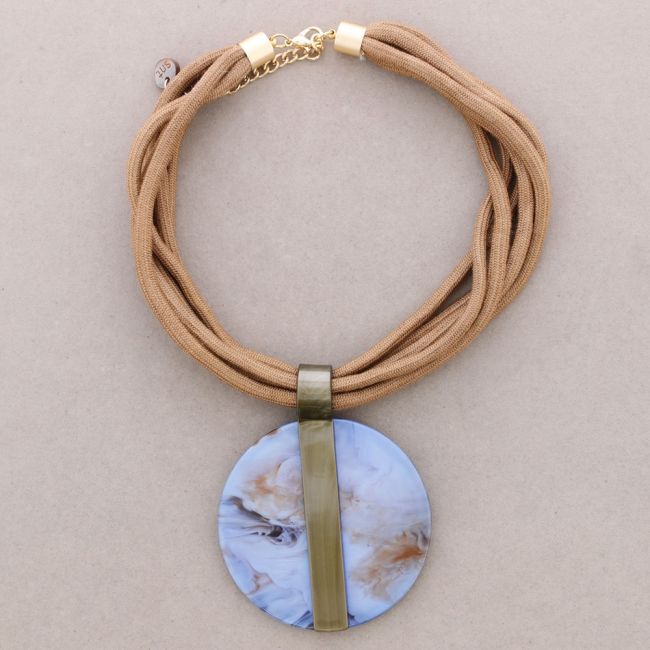 Resin Medallion Pendant Necklace