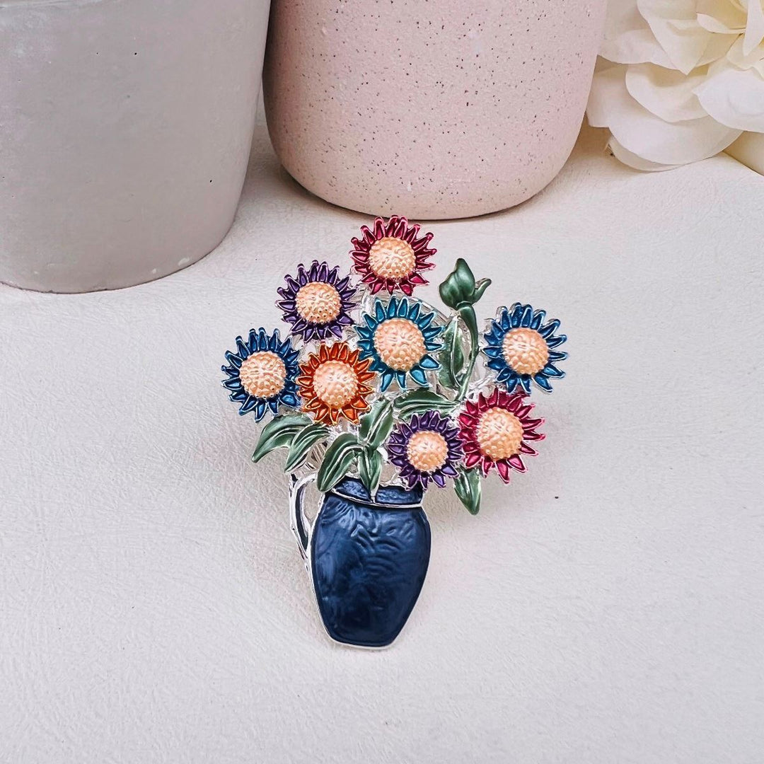 Flower Vase Magnetic Brooch