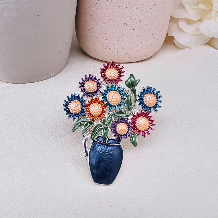 Flower Vase Magnetic Brooch