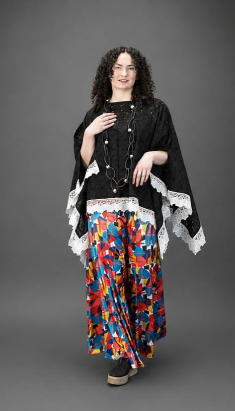 Broidery Glaze Cotton Poncho Top with Lace Edging - Vz Collection