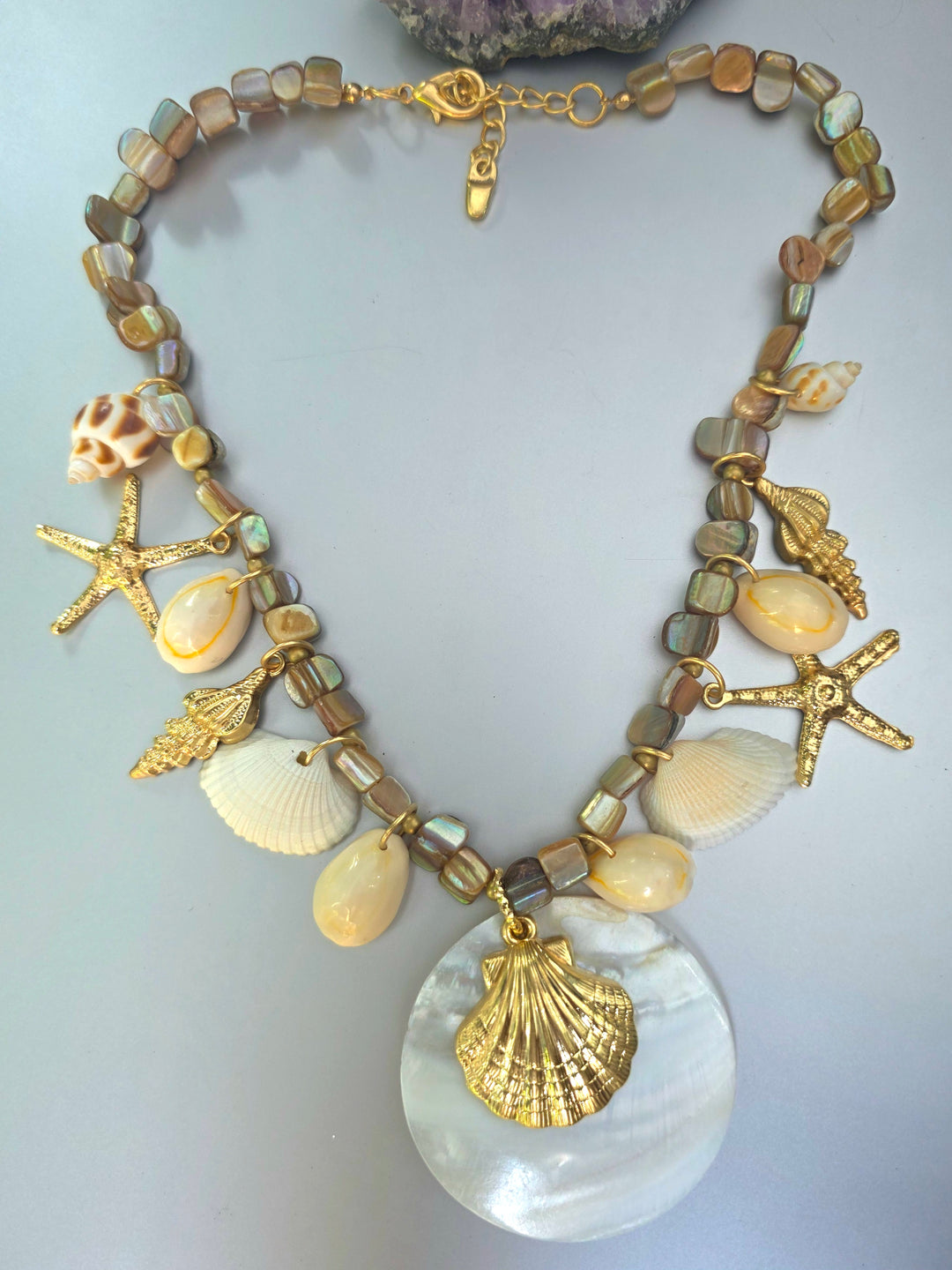 Gold Sea Breeze With Shells Necklace