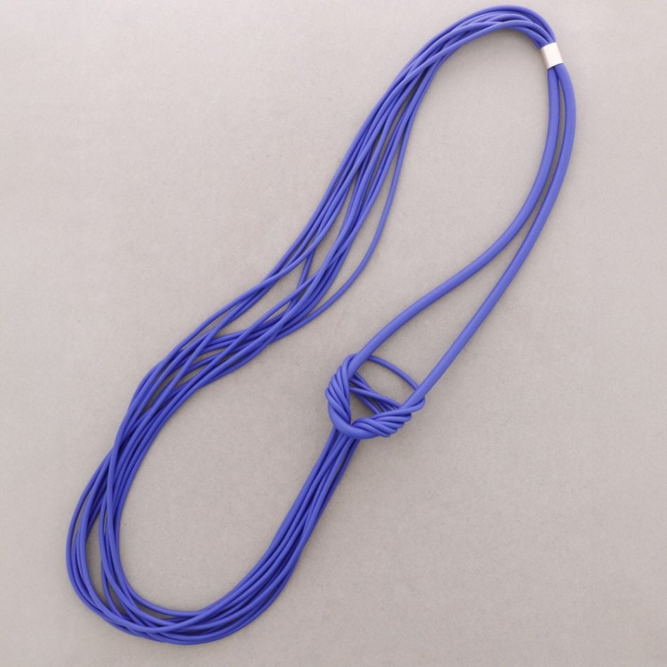 Long Silicone Necklace With A Knot On The Side - Vz Collection