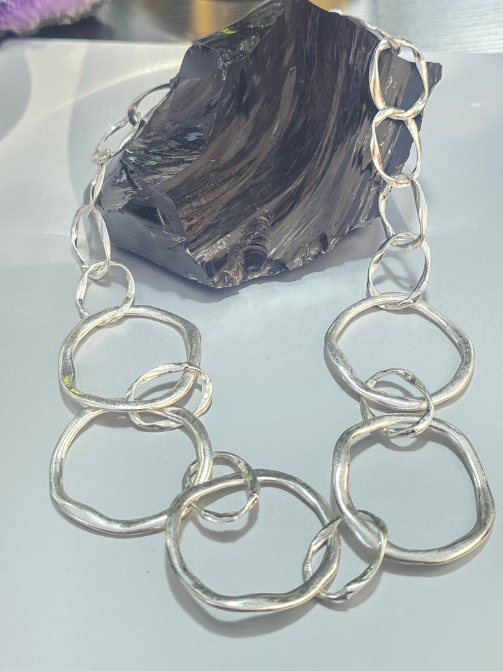 Hammered Rings Necklace