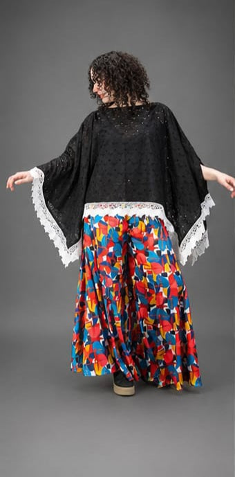 Broidery Glaze Cotton Poncho Top with Lace Edging - Vz Collection