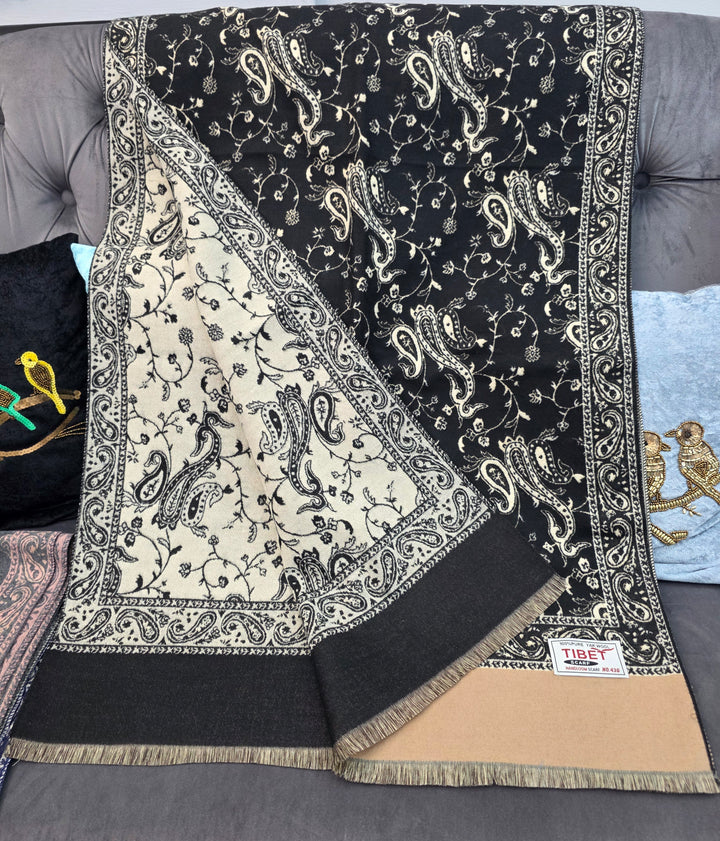 Black & Beige Reversible Paisley Pattern Scarf/Stall in 100% Yak's Wool