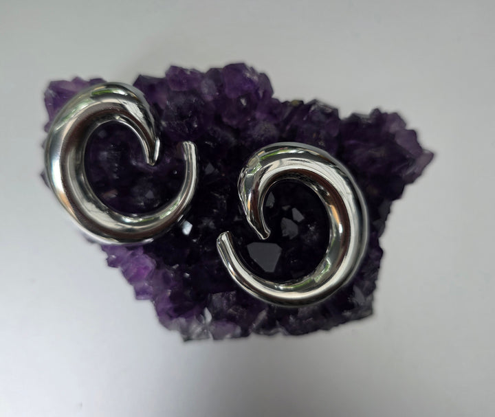 Contemporary Dot Studds