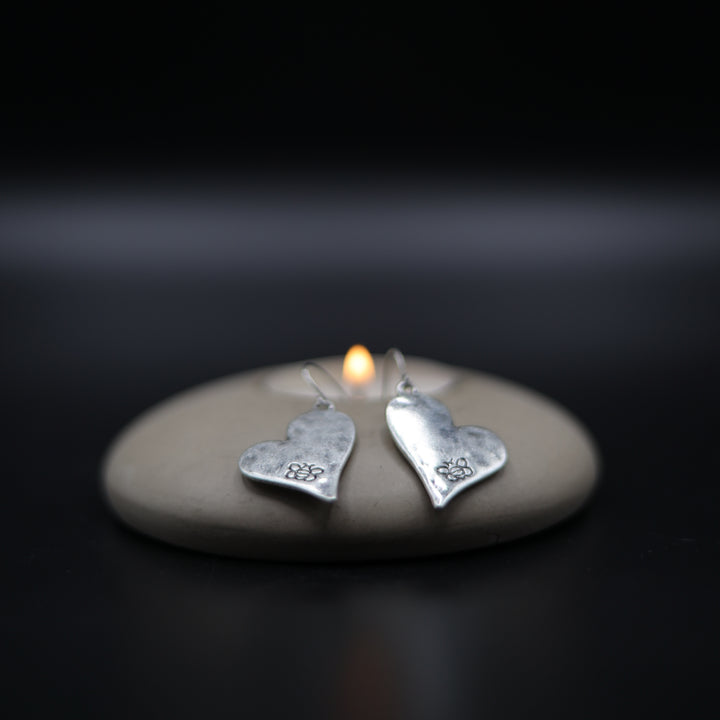 Hammered Matt Finish Silver Heart Earrings - Vz Collection