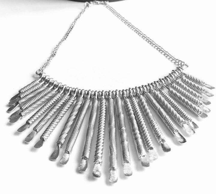 Contemporary Spring Wire Necklace - Vz Collection