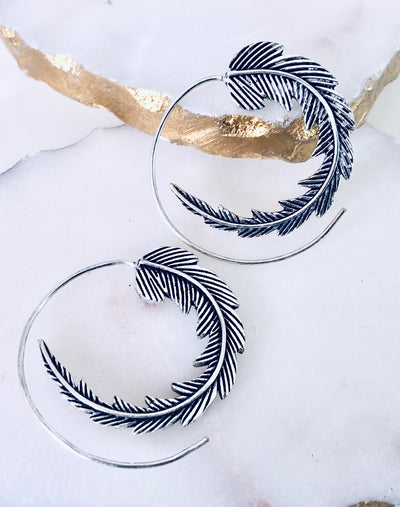 Loop Feather Earrings - Vz Collection