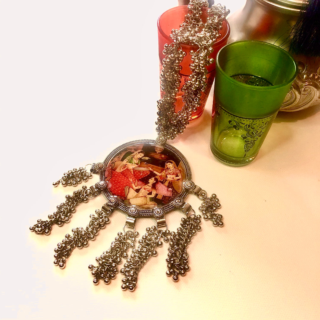 Mughal Ladies Socialising Print Long Necklace - Vz Collection