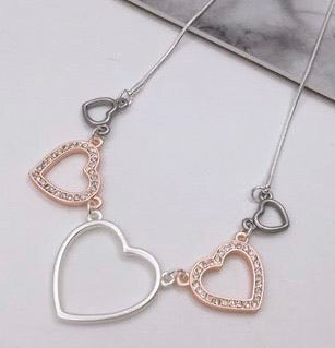 Triple Heart Necklace - Vz Collection