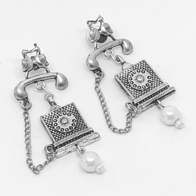 Retro Telephone Earrings - Vz Collection