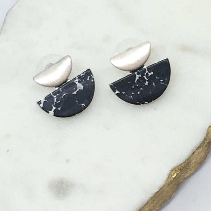 Half Moon Resin Earrings - Vz Collection