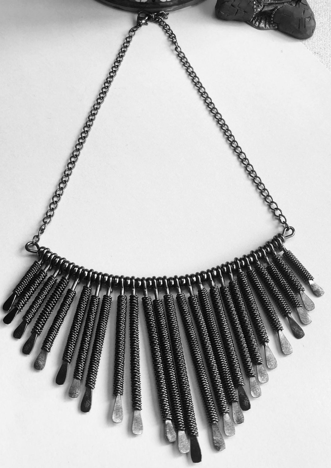 Contemporary Spring Wire Necklace - Vz Collection