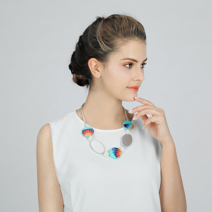 Multi Color Circle and Oval Shaped Beads Short Necklace - Vz Collection